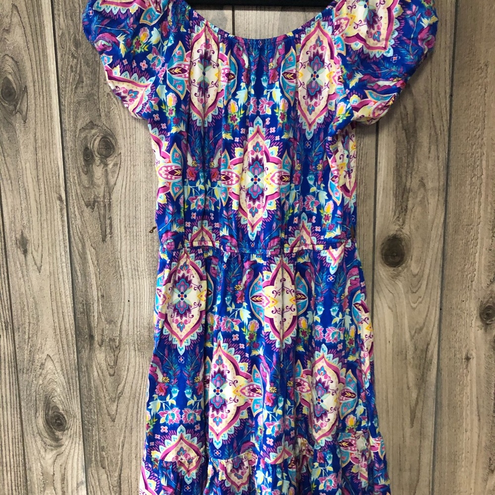 Women’s dress